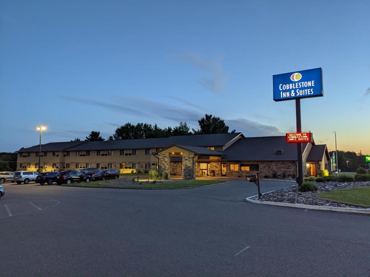 Cobblestone Inn & Suites - Merrill Dış mekan fotoğraf