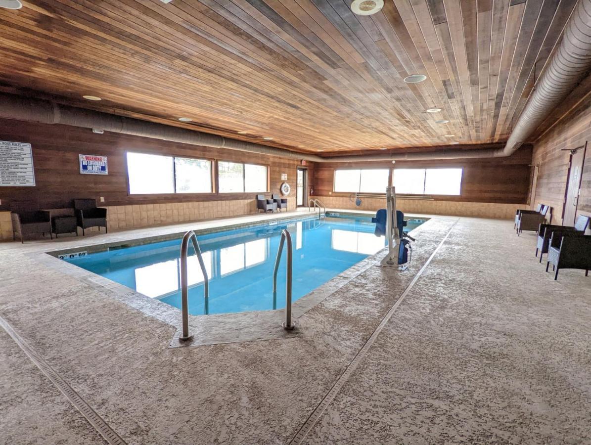 Cobblestone Inn & Suites - Merrill Dış mekan fotoğraf