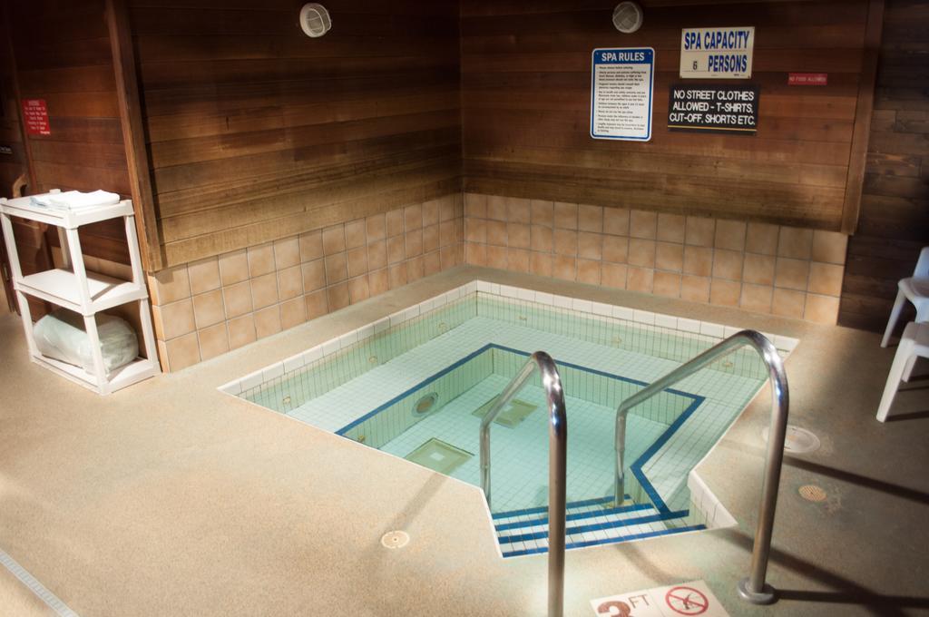 Cobblestone Inn & Suites - Merrill Dış mekan fotoğraf
