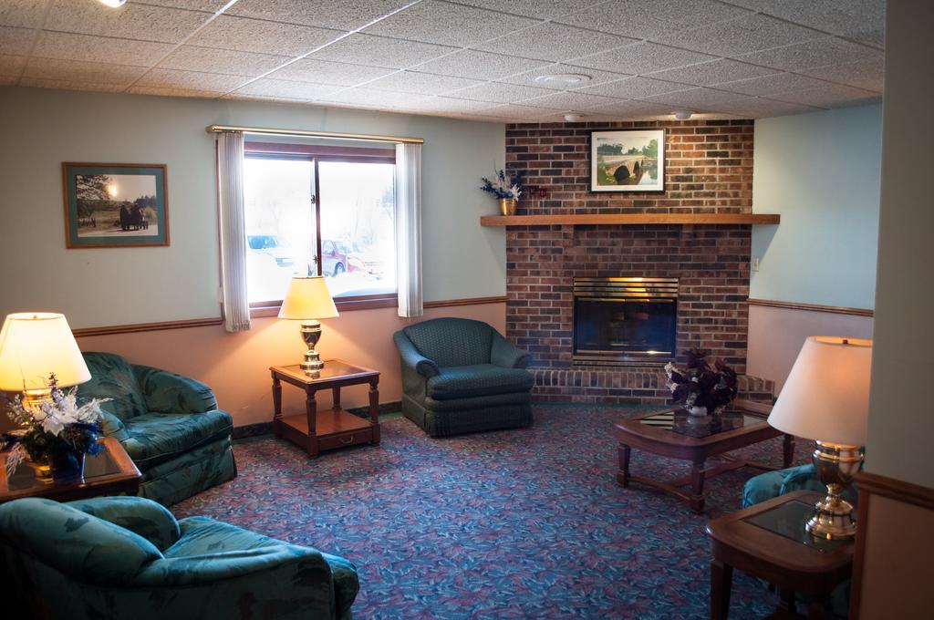 Cobblestone Inn & Suites - Merrill Dış mekan fotoğraf